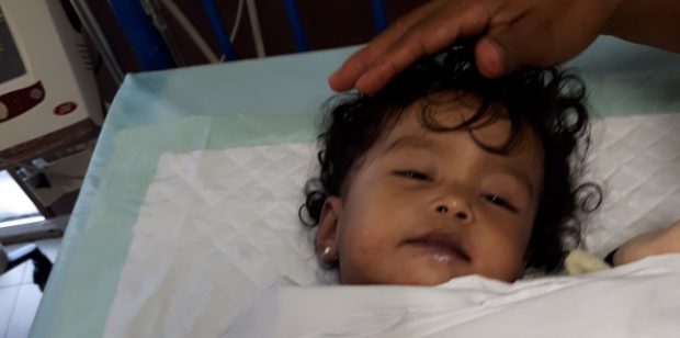 Décès d’Izadora le jour de Noël : pas de pédiatre sollicité au cours de ses deux séjours aux urgences et une enquête imparfaite…