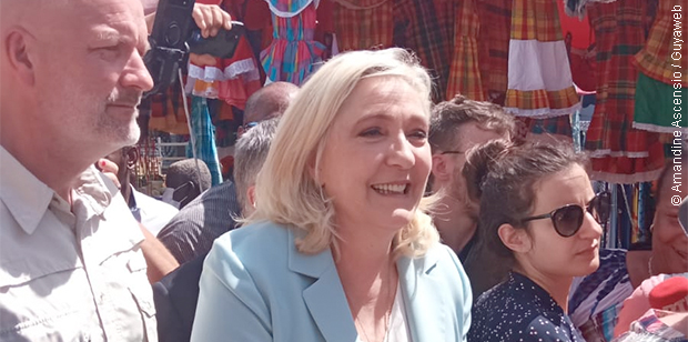Marine Le Pen chahutée en Guadeloupe 