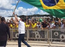 La crise du coronavirus : une « certaine hystérie » selon Bolsonaro