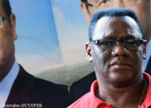 Réactions à l’annonce  d’une « démission collective » du PS Guyane