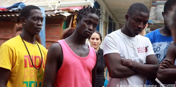 Portes closes pour les demandeurs d’asile en Guyane : « on n’a plus du tout de visibilité sur des situations de fragilité qu’on pouvait repérer » estime le directeur de La Croix Rouge