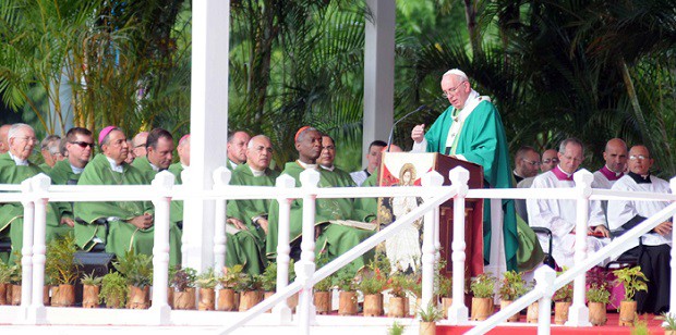 A Cuba, le pape prône « la réconciliation »