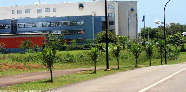 Région Guyane : vers un nouveau licenciement de Simoneau ?