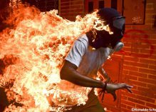 « Le chaos et les flammes » au Venezuela,  photo de presse de l’année